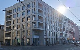 Manu Park Luxury Apartment